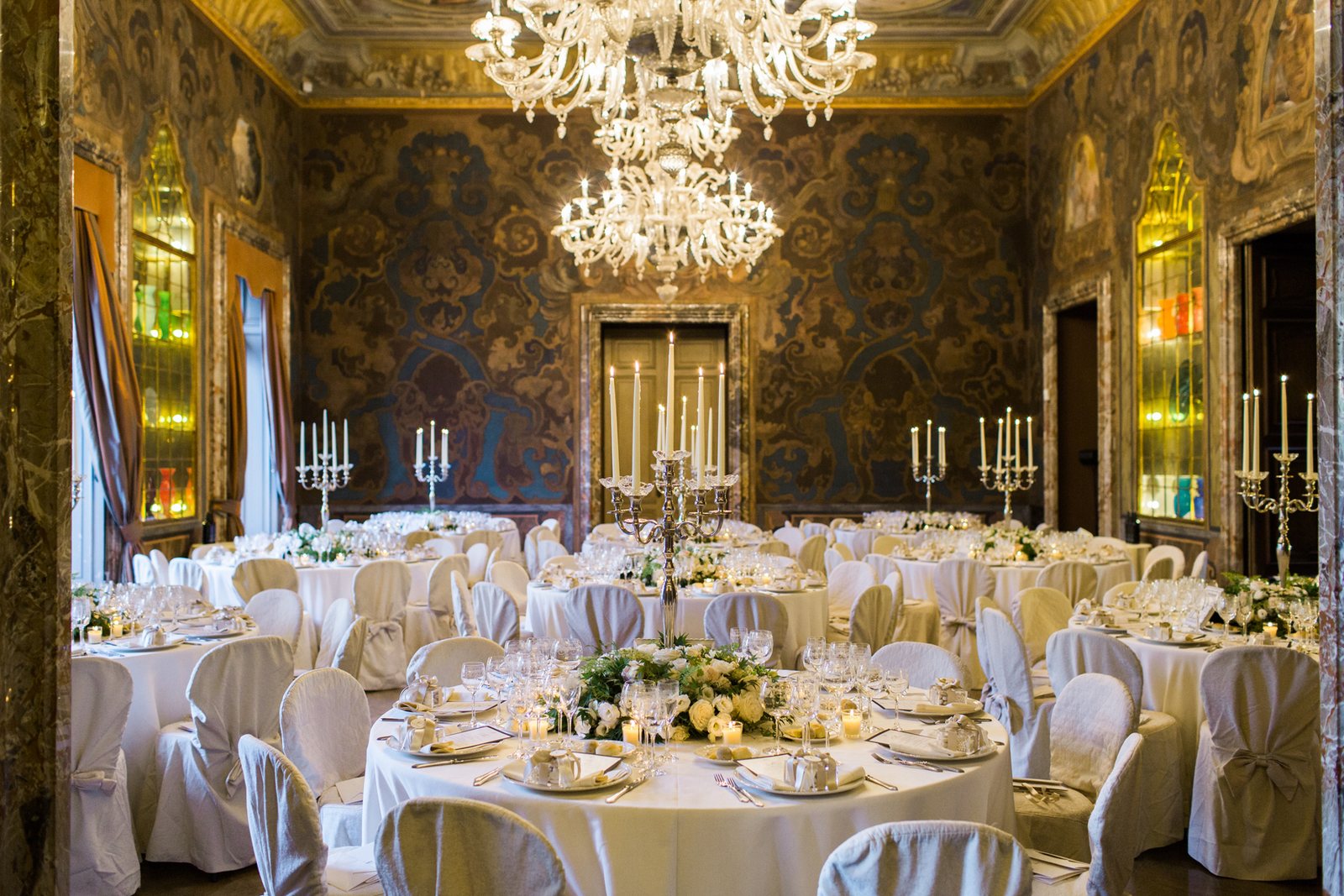 wedding reception dining room villa erba
