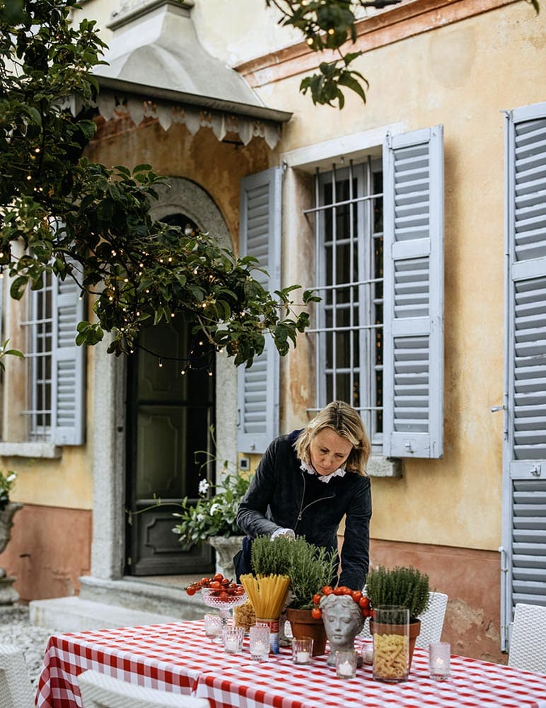 Amelia, Wedding Planner on Lake Como - Join Us