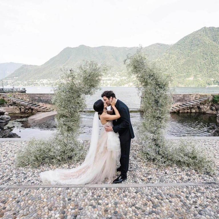 How get married on the Lake Como